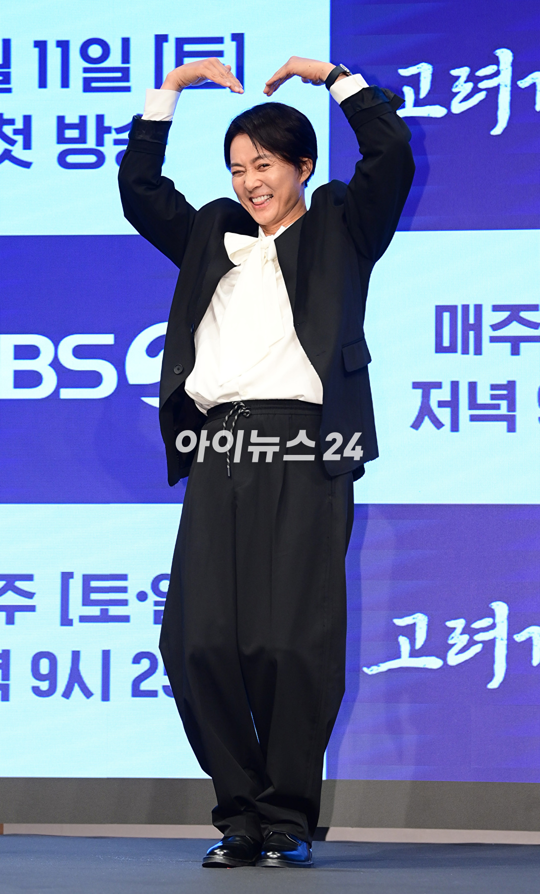 배우 최수종이 9일 오후 서울 구로구 더세인트에서 열린 KBS 2TV '고려거란전쟁' 제작발표회에서 포즈를 취하고 있다. [사진=정소희 기자]