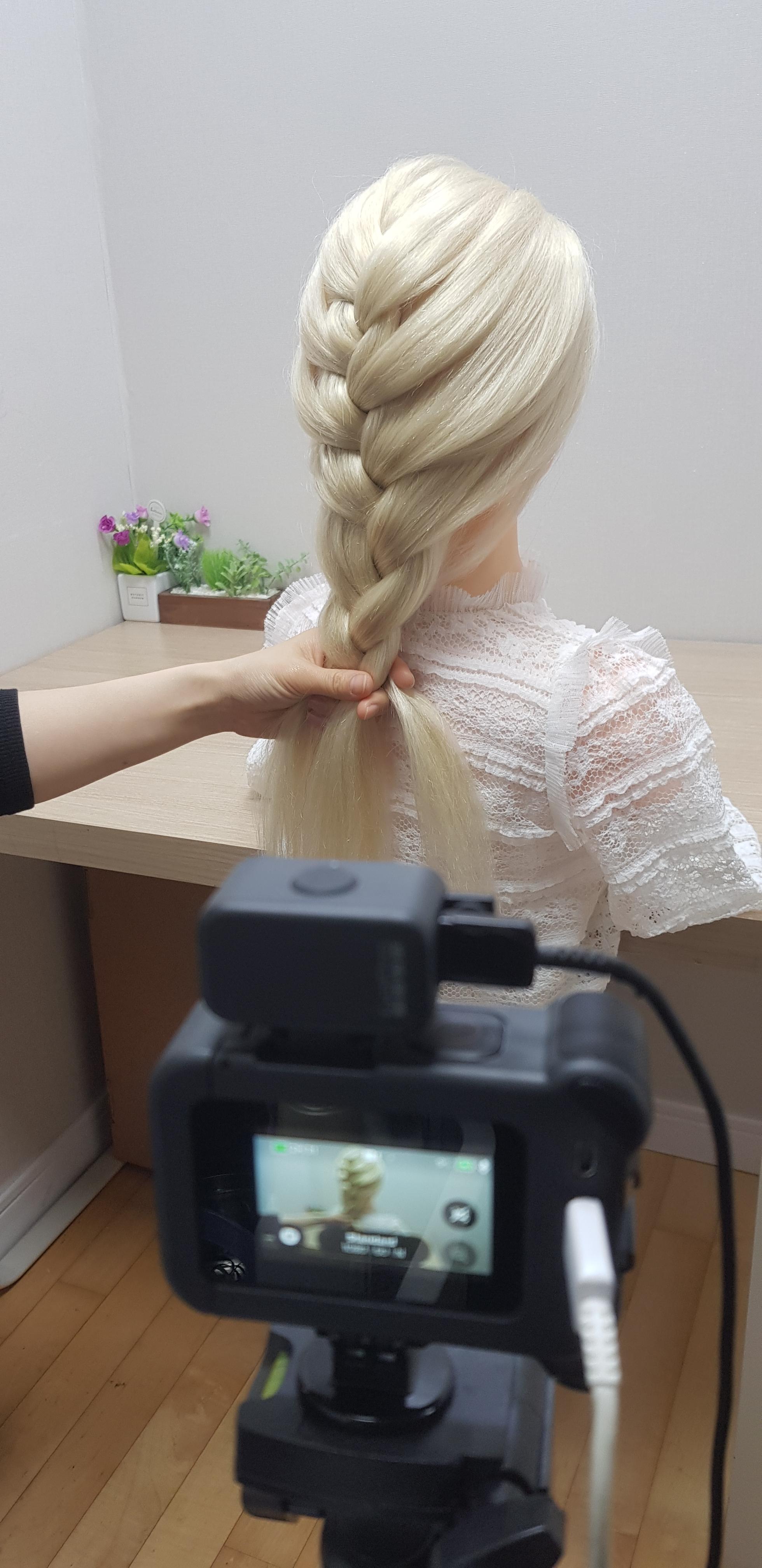 겨울왕국 엘사 헤어스타일