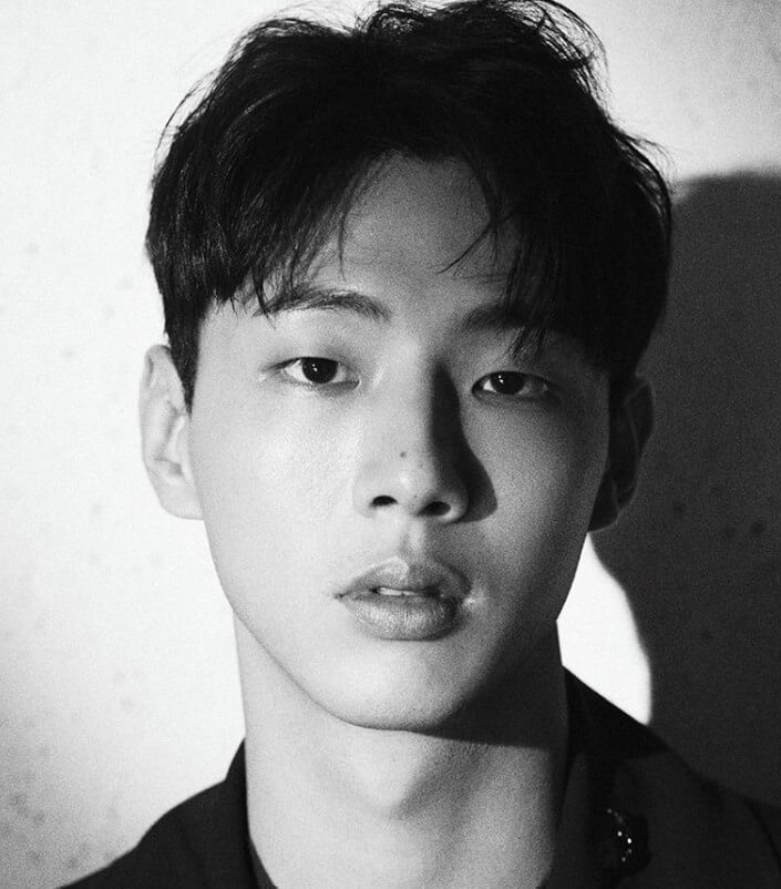 배우-지수-사진입니다.