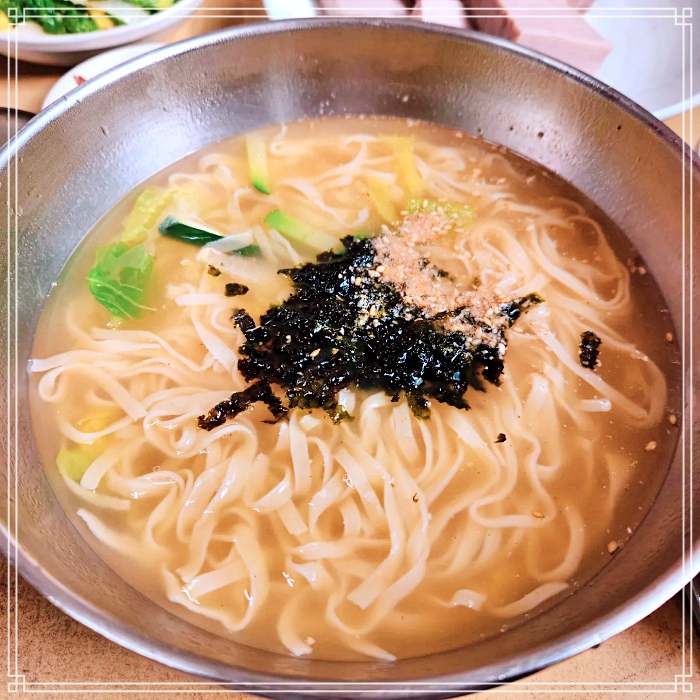 경북 청송 맛집 주왕산의 살아있는 전설, 94세 어머니 손국수