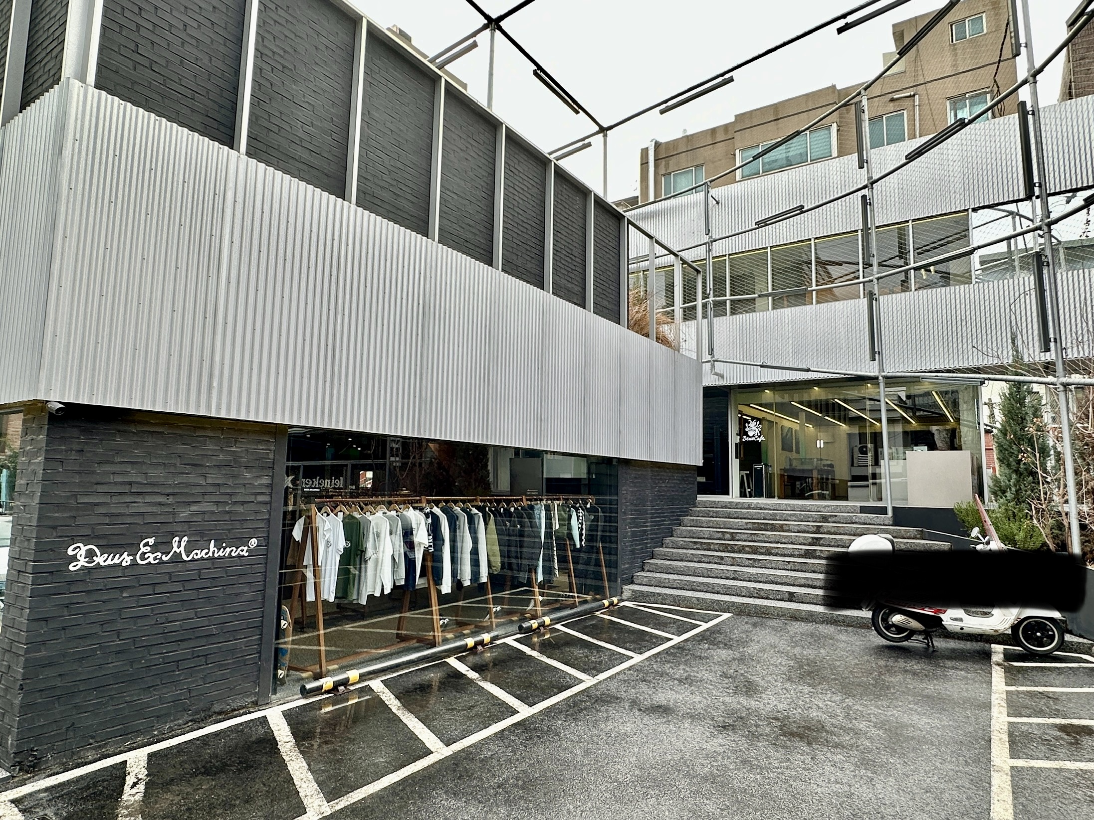 데우스 카페 홍대점