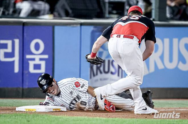 황성빈 공황장애 고백,공황장애 증상,유명인 정신질환,프로야구 선수 스트레스,운동선수 정신건강