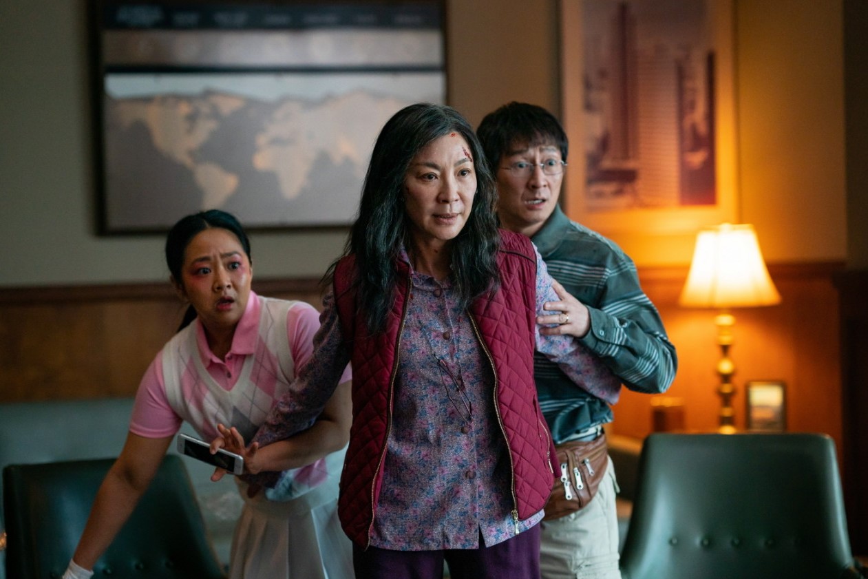 에브리씽 에브리웨어 올 앳 원스(6)