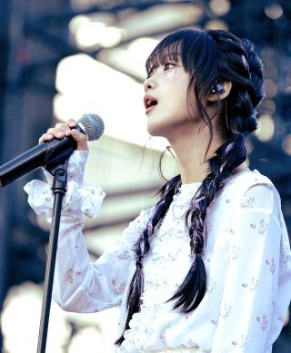 한로로, 싱어송라이터한로로, 한로로프로필, 한로로나이, 한로로본명, 한로로고향, 한로로학력, 국어국문학가수, 한로로결혼, 한로로남편, 유퀴즈한로로, 한로로유재석시, 한로로감자탕, 한로로입춘, 한로로애증, 로켓단, 한로로MBTI, 한지수, 자몽살구클럽, 한국대중음악상