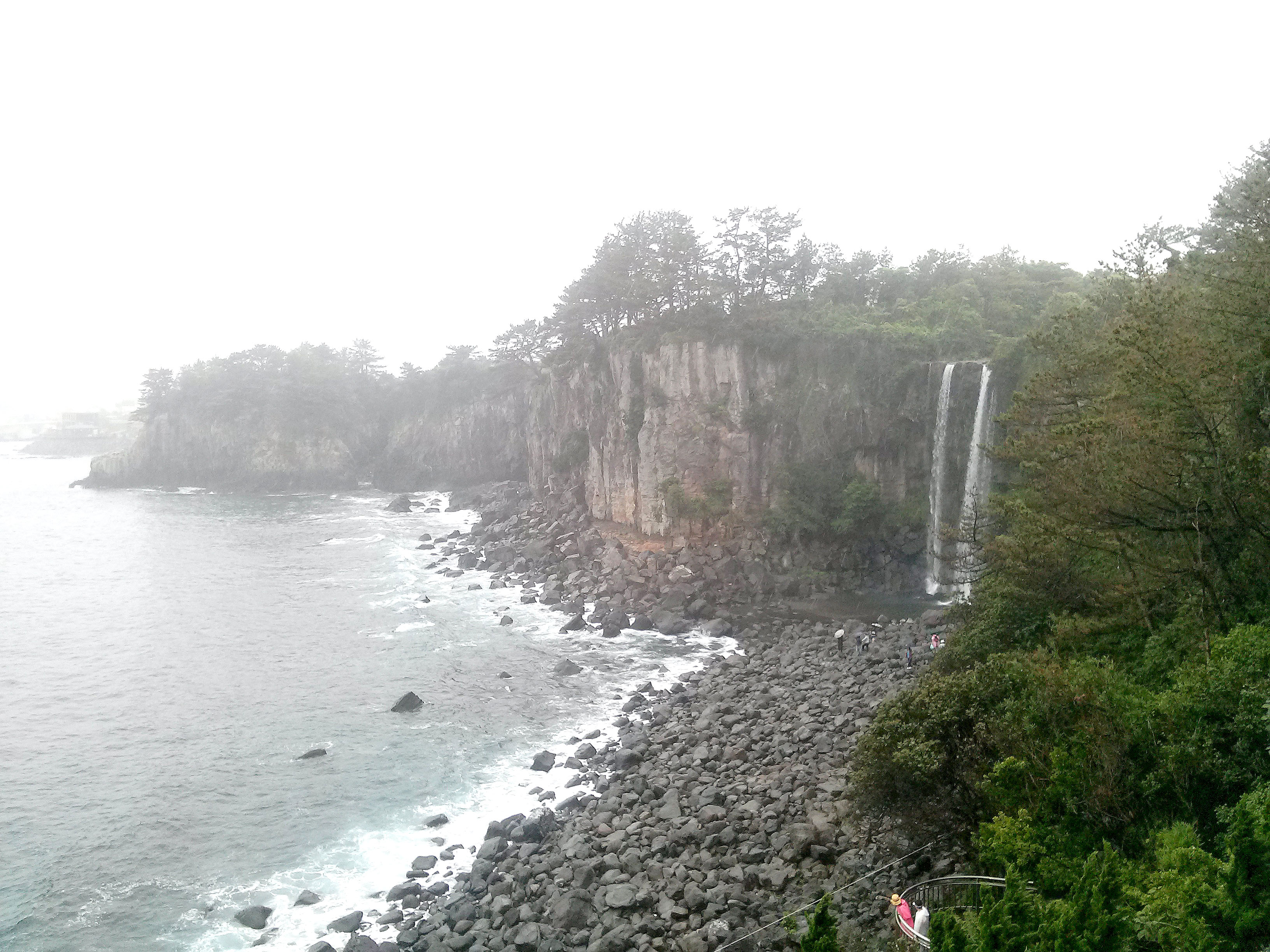 정방폭포(Jeongbang Pokpo Falls)
