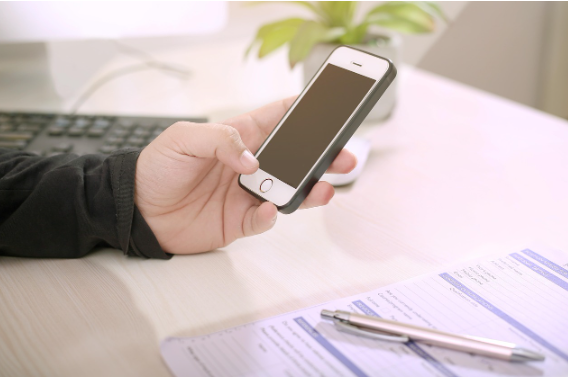 현금처럼 느껴지는 포인트, 왜 더 쉽게 쓰게 될까 – 심리적 통화의 착시