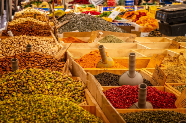 시장에서 삶을 팔던 골목: 문을 닫은 전통 5일장의 마지막 흔적