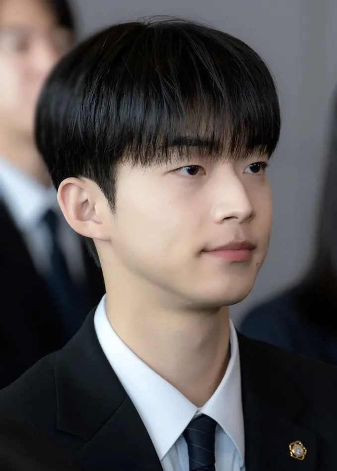 에스콰이어 등장인물