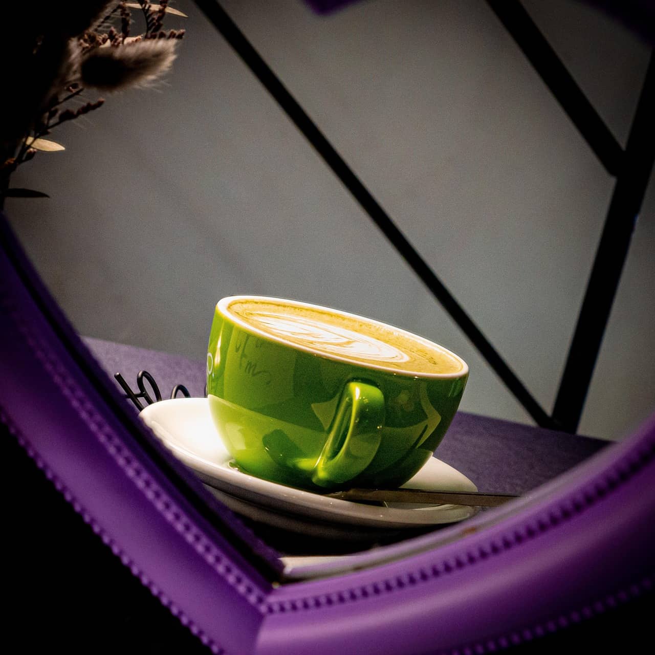 녹차 vs 커피 – 다이어트와 건강에는 무엇이 더 좋을까?