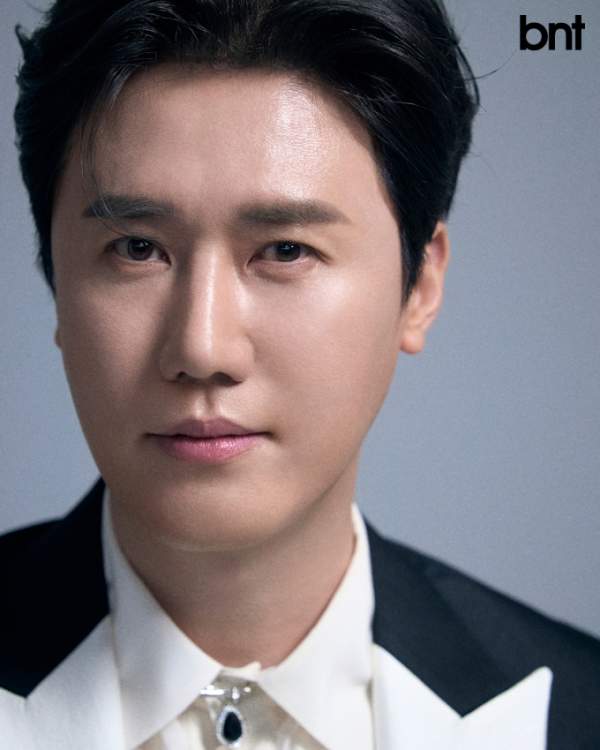 신성 