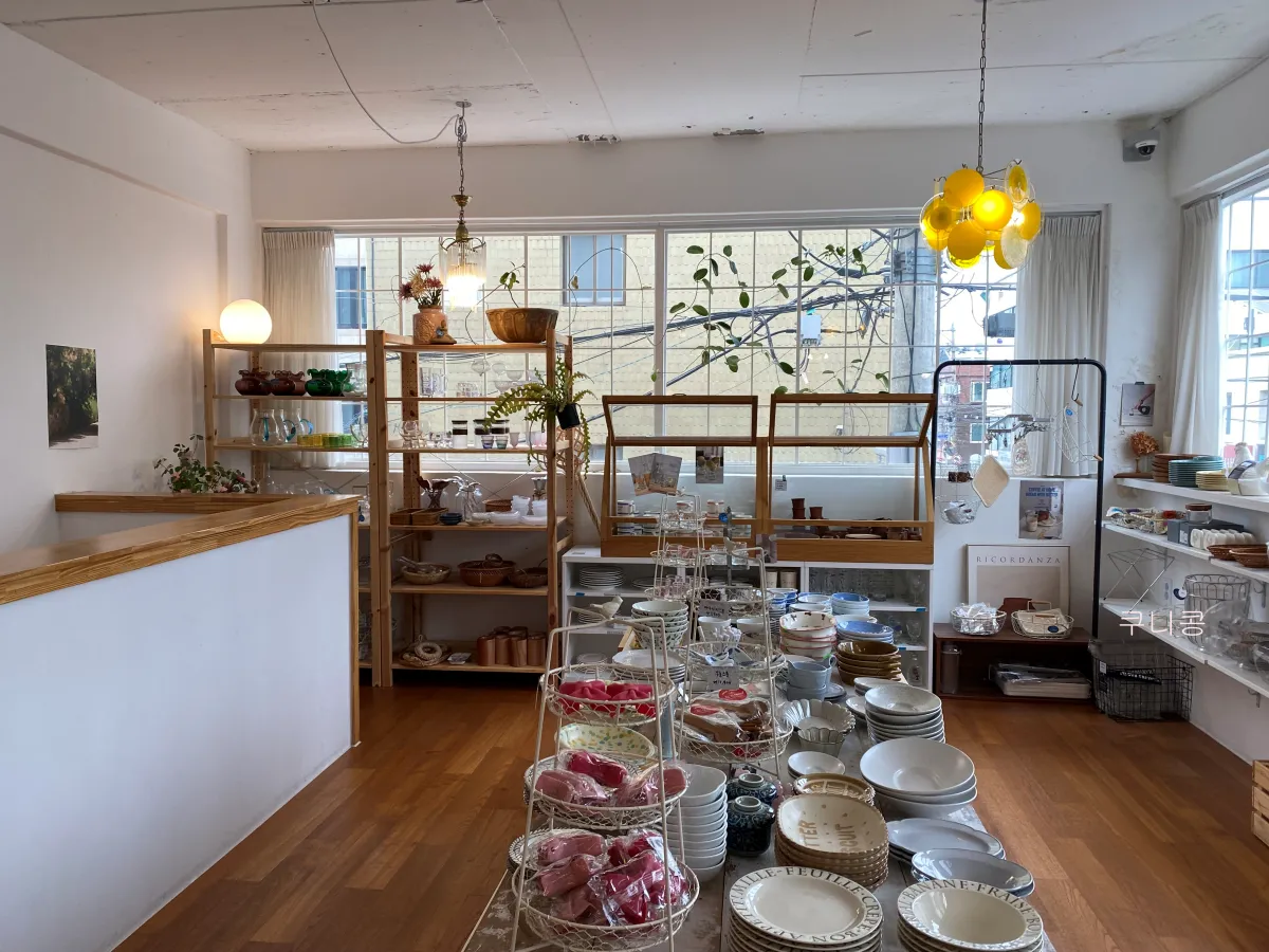 겨울강릉여행-주차-가능한-소품샵-강릉-시내-4층-대형-소품샵-르봉마젤