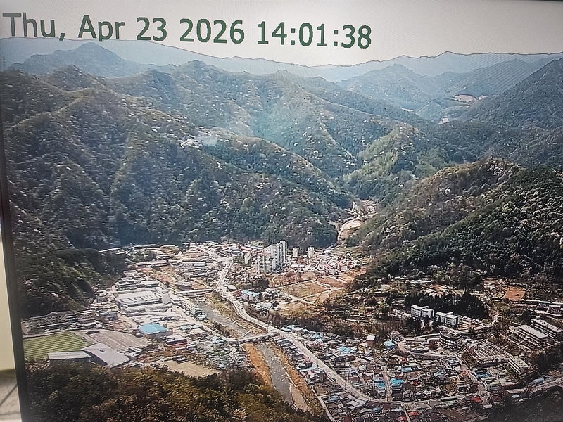 태백 장성동 산불 실시간 현황: 고압 송전선로 위기 및 헬기 5대 진화 완료 (2026. 4. 23)