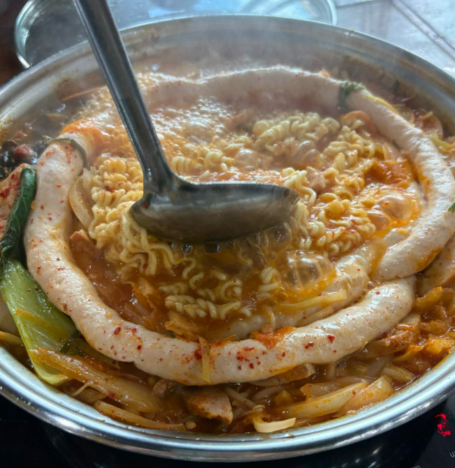 백반기행 춘천 부대찌개 슈바인학센