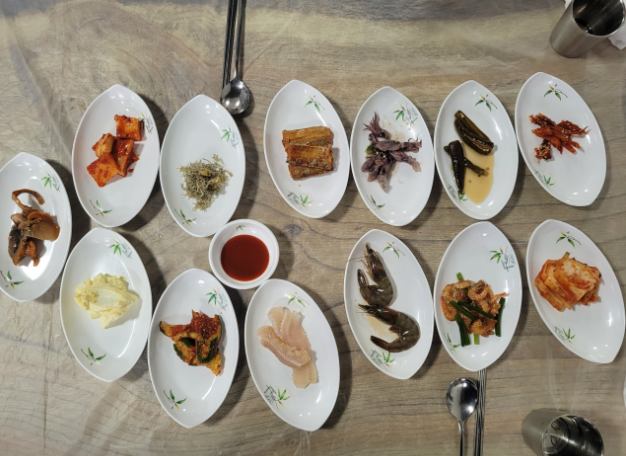 6시내고향 꽃게살무침 붕장어구이 충남 서천군 장항읍 유정식당 온라인구매 택배