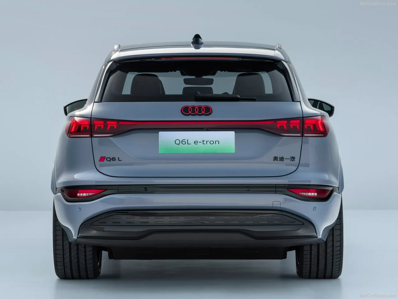 아우디 Q6L e-트론 이미지