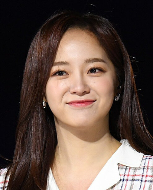 김세정