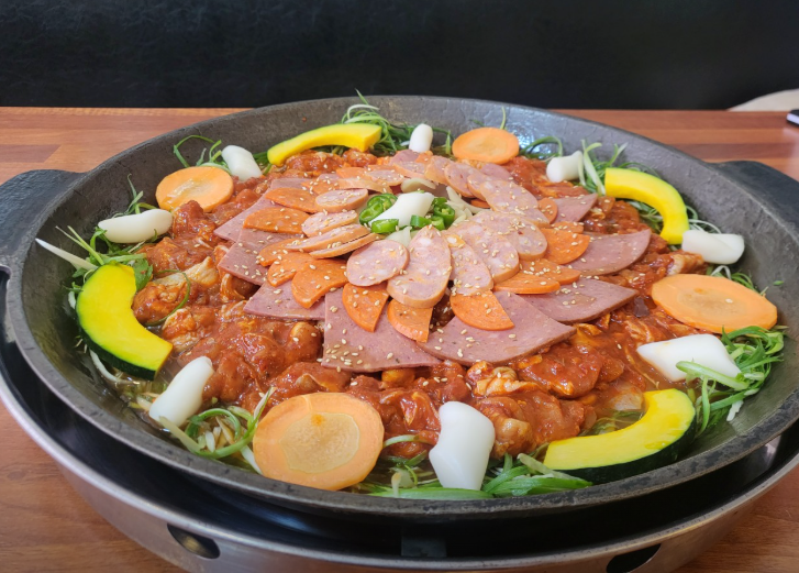 햄폭탄 파닭갈비