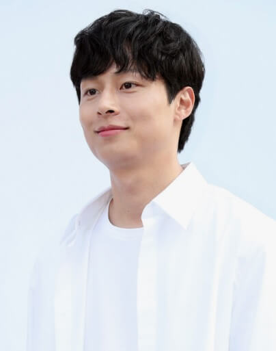 제품-디자이너-김충재