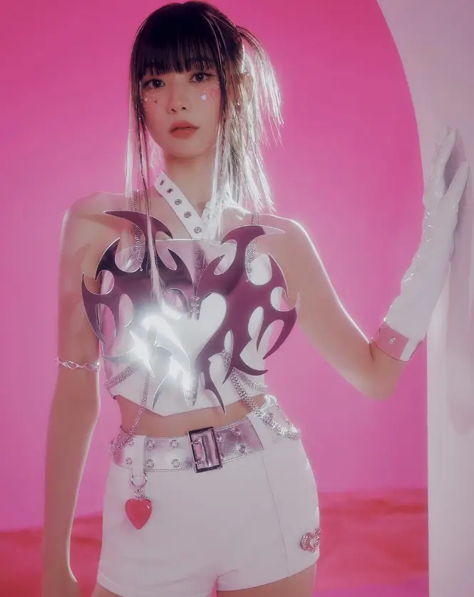 유니스 UNIS 멤버프로필 나이 키 국적 본명 MBTI KPOP걸그룹 F&F엔터