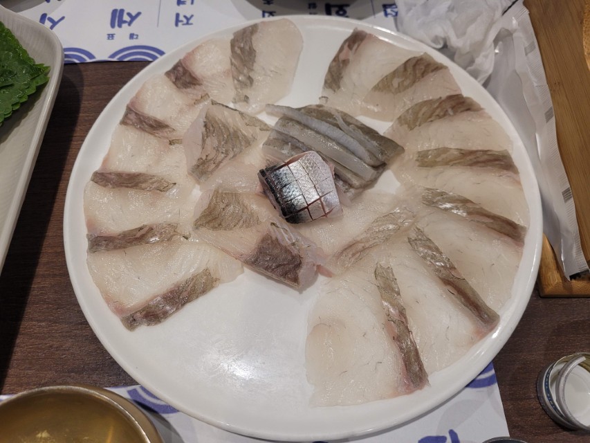 세꼬시 숙성회 플레이팅