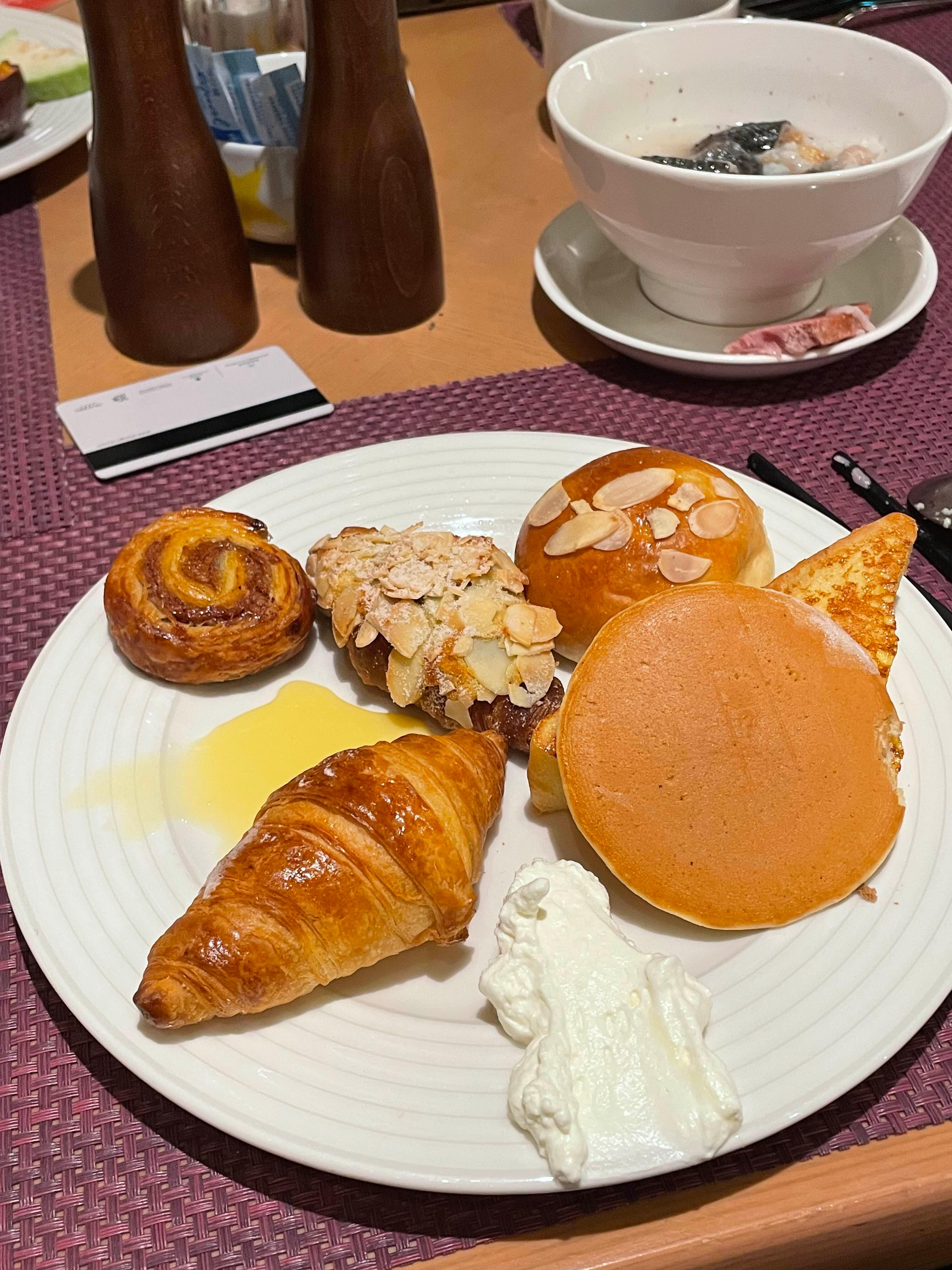 타이난 샹그릴라 파이스턴 호텔 조식빵사진