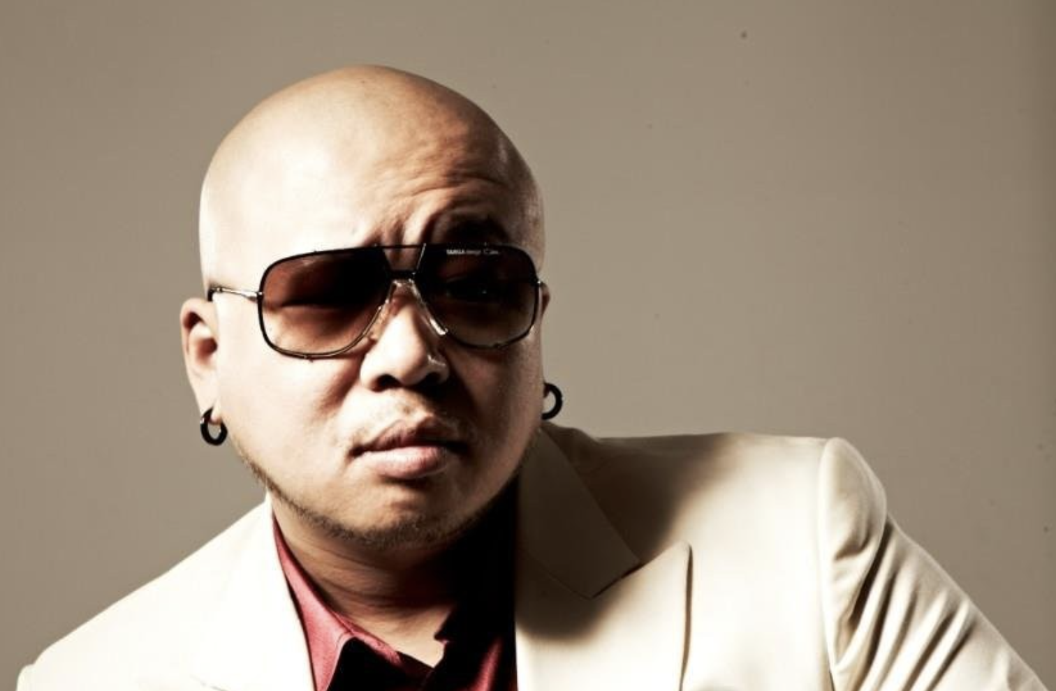 돈스파이크 화보