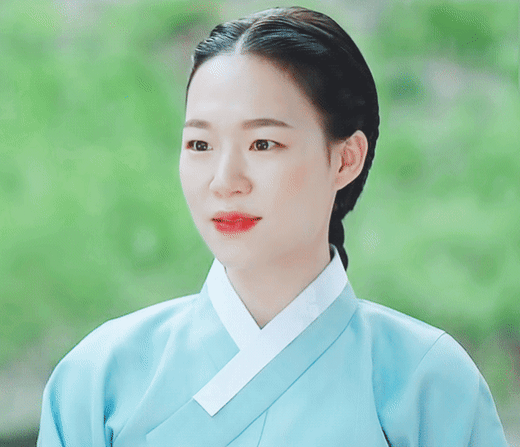 한예리 움짤1