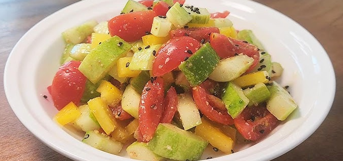 여름 다이어트 샐러드 레시피: 쉽고 맛있게, 건강까지 잡는 초간단 가이드