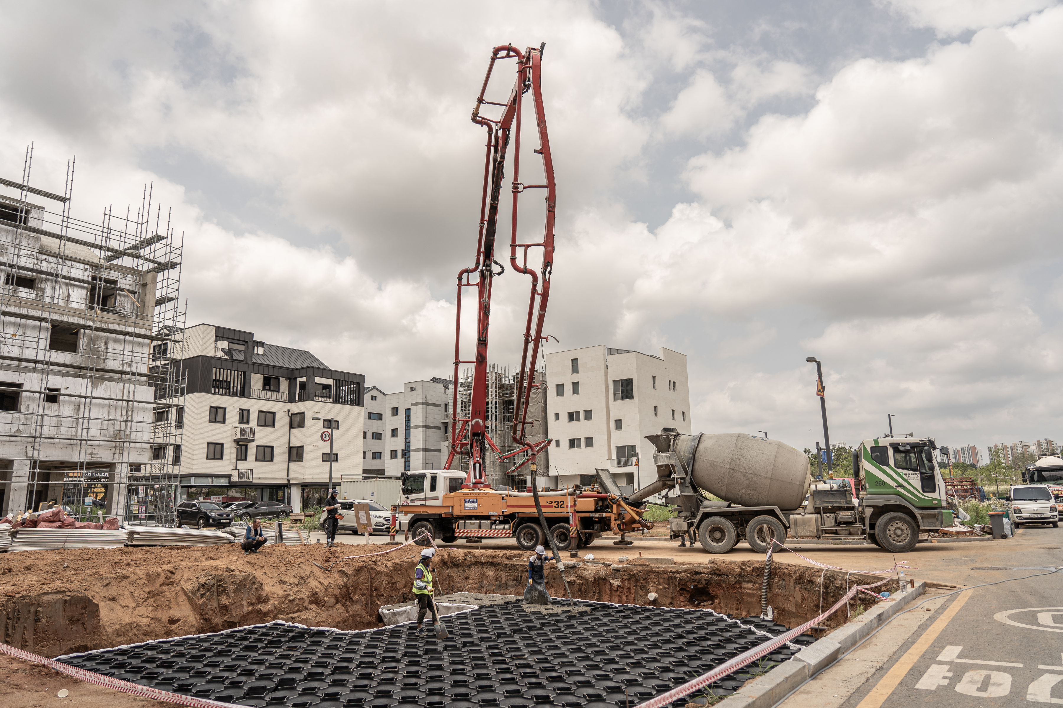 바닥 팽이기초 공법