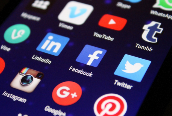 디지털 미니멀리즘: 불필요한 앱과 계정 정리로 디지털 공간 최적화하기