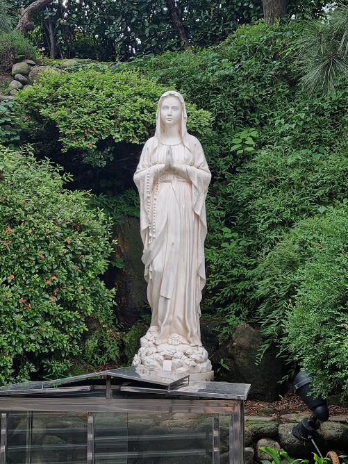 고양 능곡성당 성모상