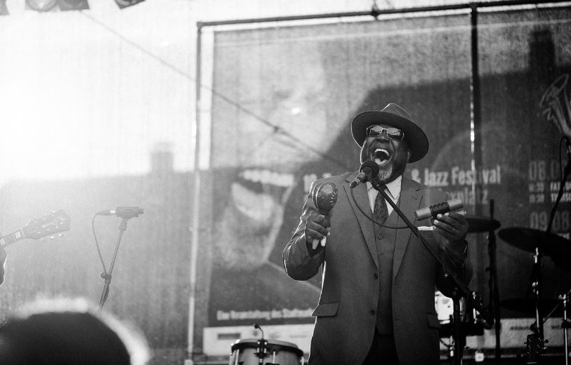 가수 패션 예시 사진