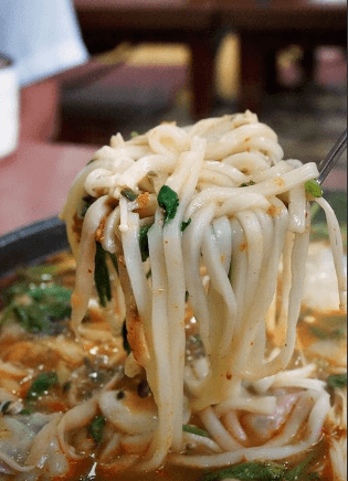 생생정보통 반반손만두전골 일산 맛집