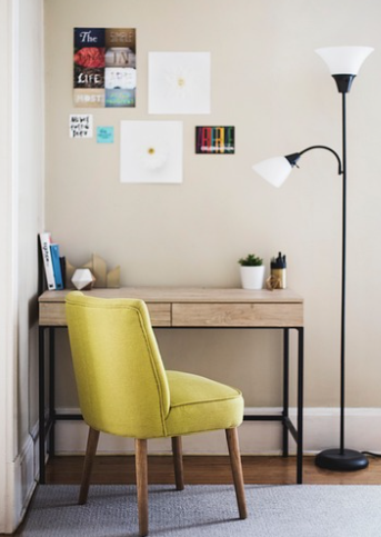 책상이 나를 설레게 한다면