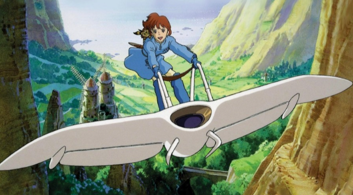 바람의 계곡 나우시카의 주인공이 자유로운 표정으로 비행을 하고 있는 모습