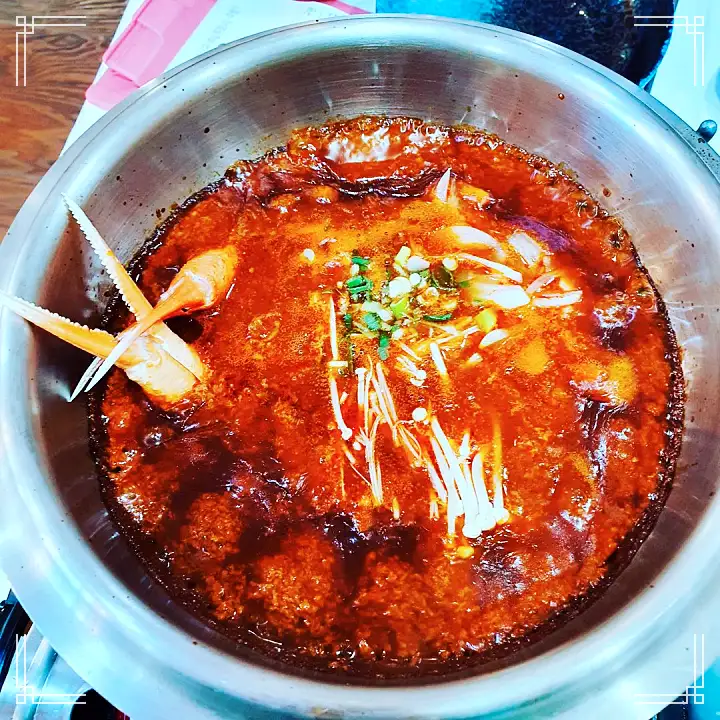 식객 허영만 백반기행 붉은대게 문희경 편 대게 게짜박이 게살 돌솥 비빔밥 비빔만두 누룽지밥 솥밥 울진 맛집 소개