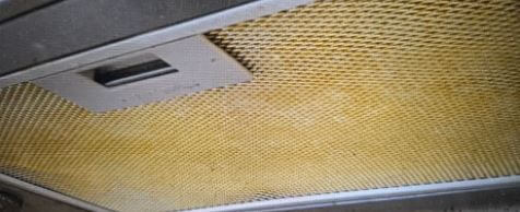 기름때 잔뜩 낀 주방 후드 사진