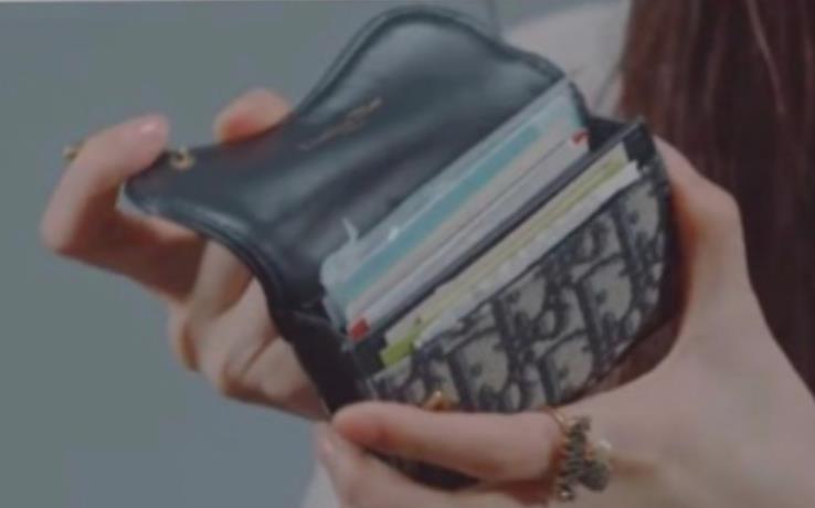 수지디올-새들플랩카드