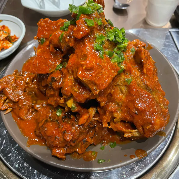 생생정보 우와한 식당 숯불돼지목뼈구이 