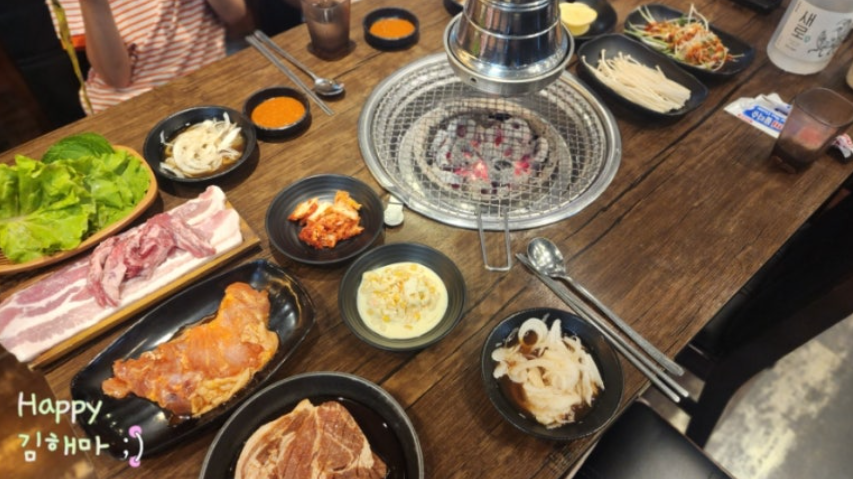 파주 금촌역 고기 맛집 돼지꼬끼요
