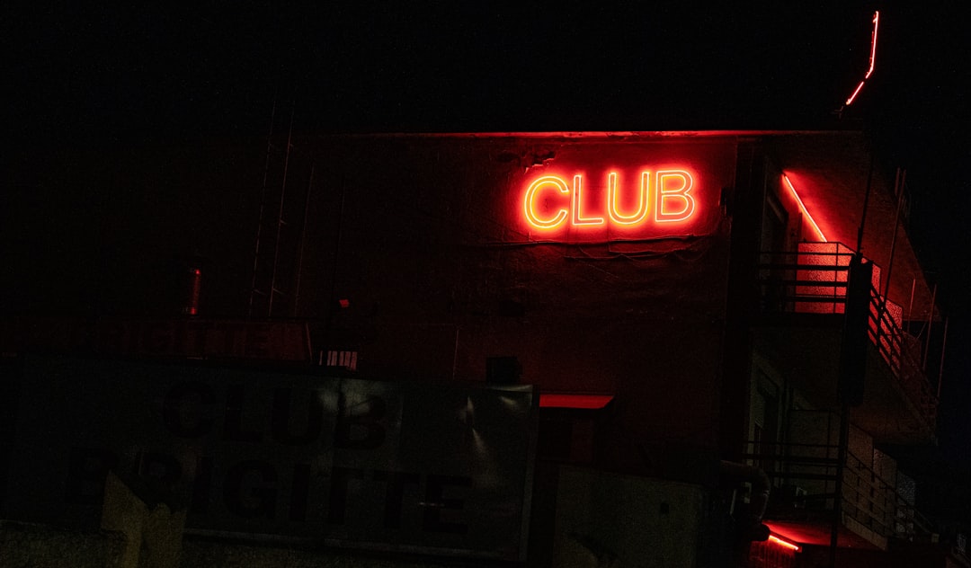 Club T