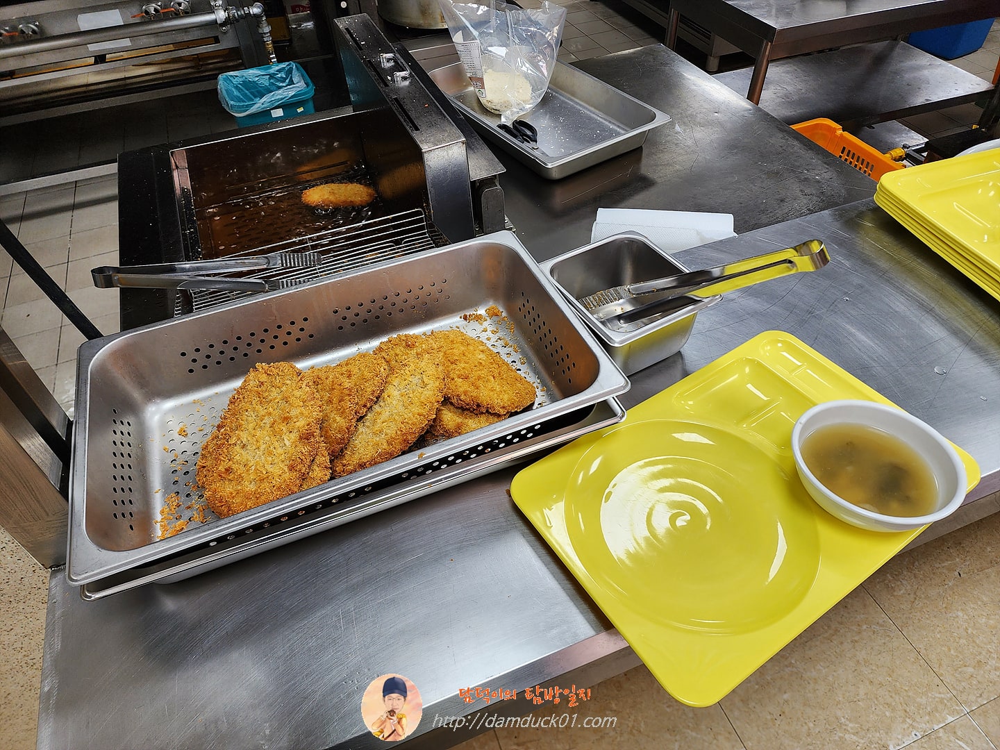 판교도서관 구내식당 양식