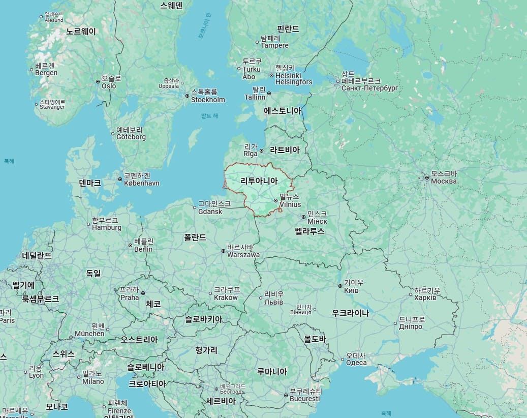 7879