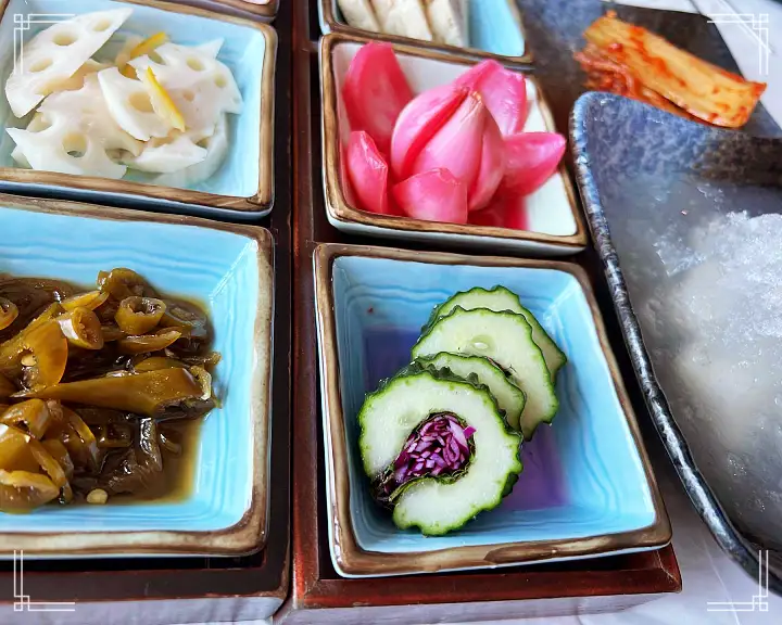 백반기행 붉은대게 문희경 편 대게 게짜박이 게살 돌솥 비빔밥 비빔만두 누룽지밥 솥밥 울진 맛집 소개