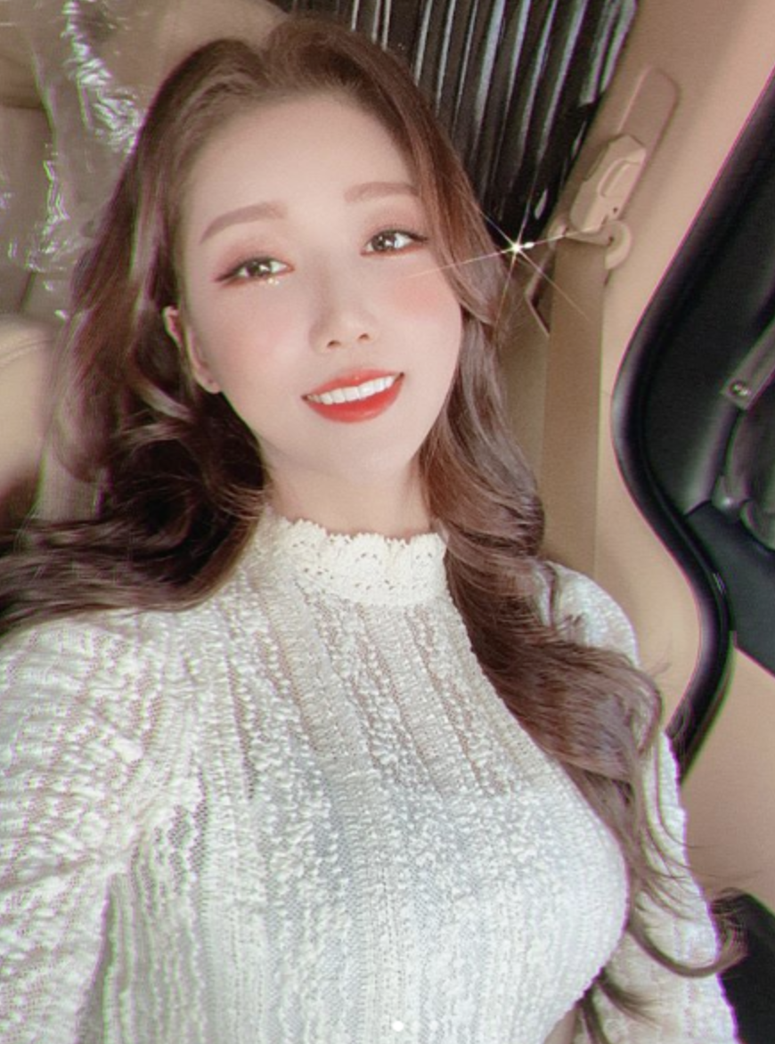 두리 인스타그램 셀카