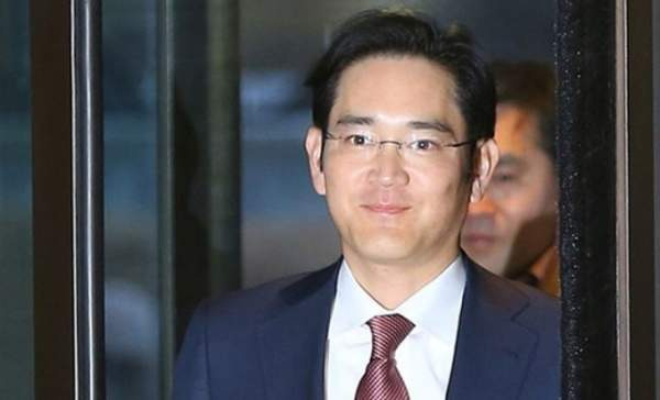 삼성전자 노조 이재용 자택 집회 및 SK하이닉스 6억 성과급 격차에 따른 총파업 리스크 심층 분석 (2026)