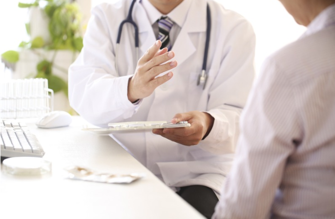 임플란트부터-건강검진까지-의료비-부담-경감