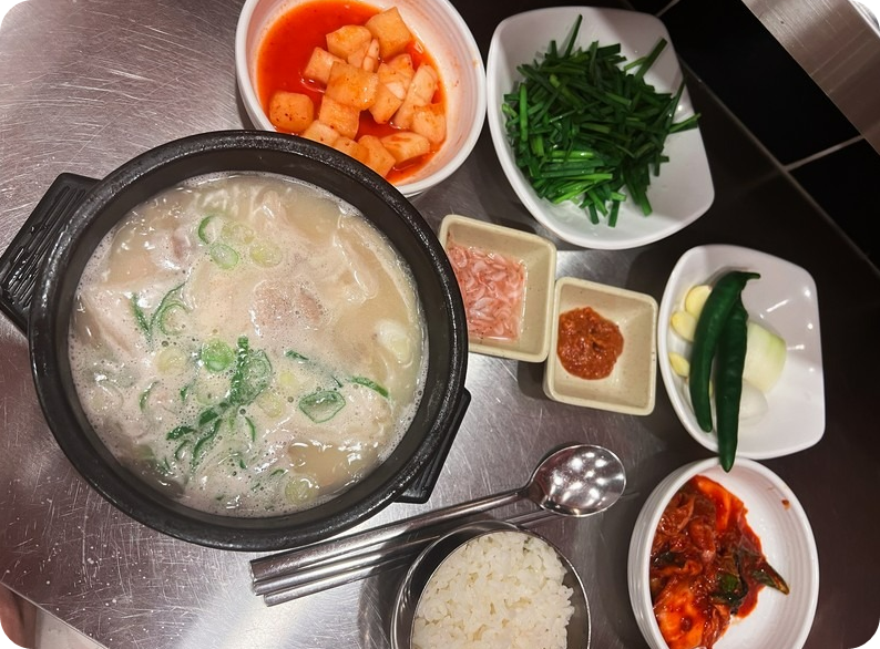 외국인들이 사랑한 부산의 음식, 1위는 ‘돼지국밥’