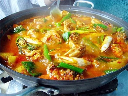 놀면뭐하니 정동길 부대찌개 맛집 &amp;#39;덕수정&amp;#39; 오징어볶음도 맛있어요