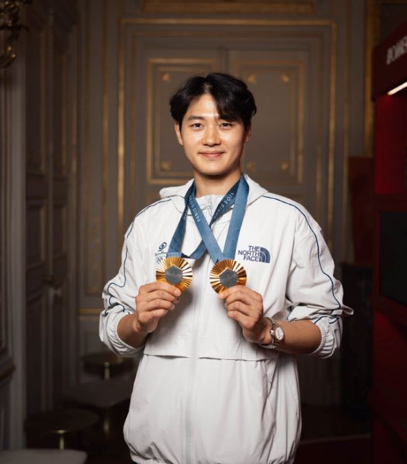 오상욱 오메가 시계 펜싱선수 금메달 그랜드슬램